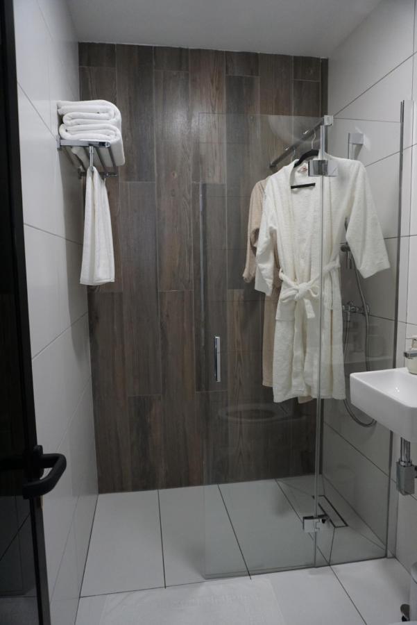 Korzo Suites Paceville San Giuliano Esterno foto