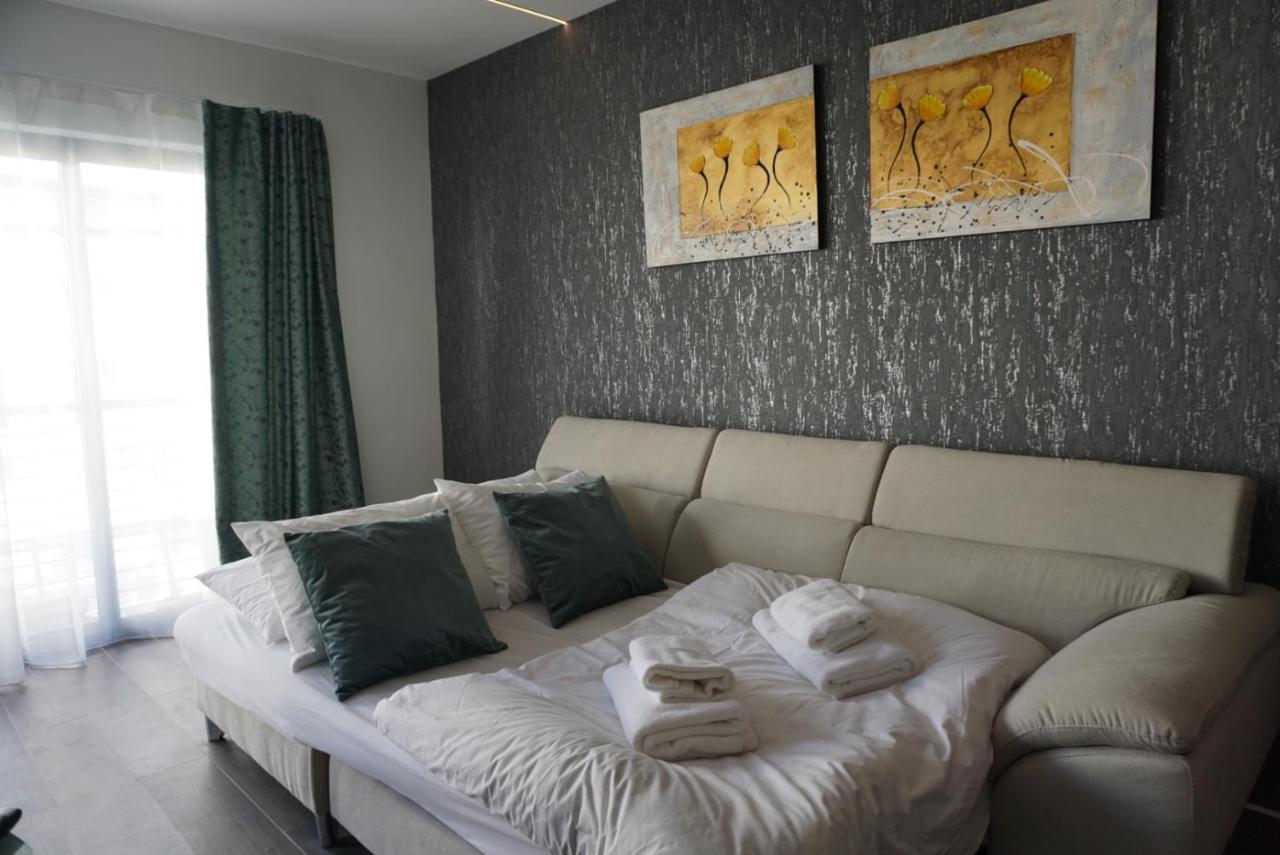 Korzo Suites Paceville San Giuliano Esterno foto