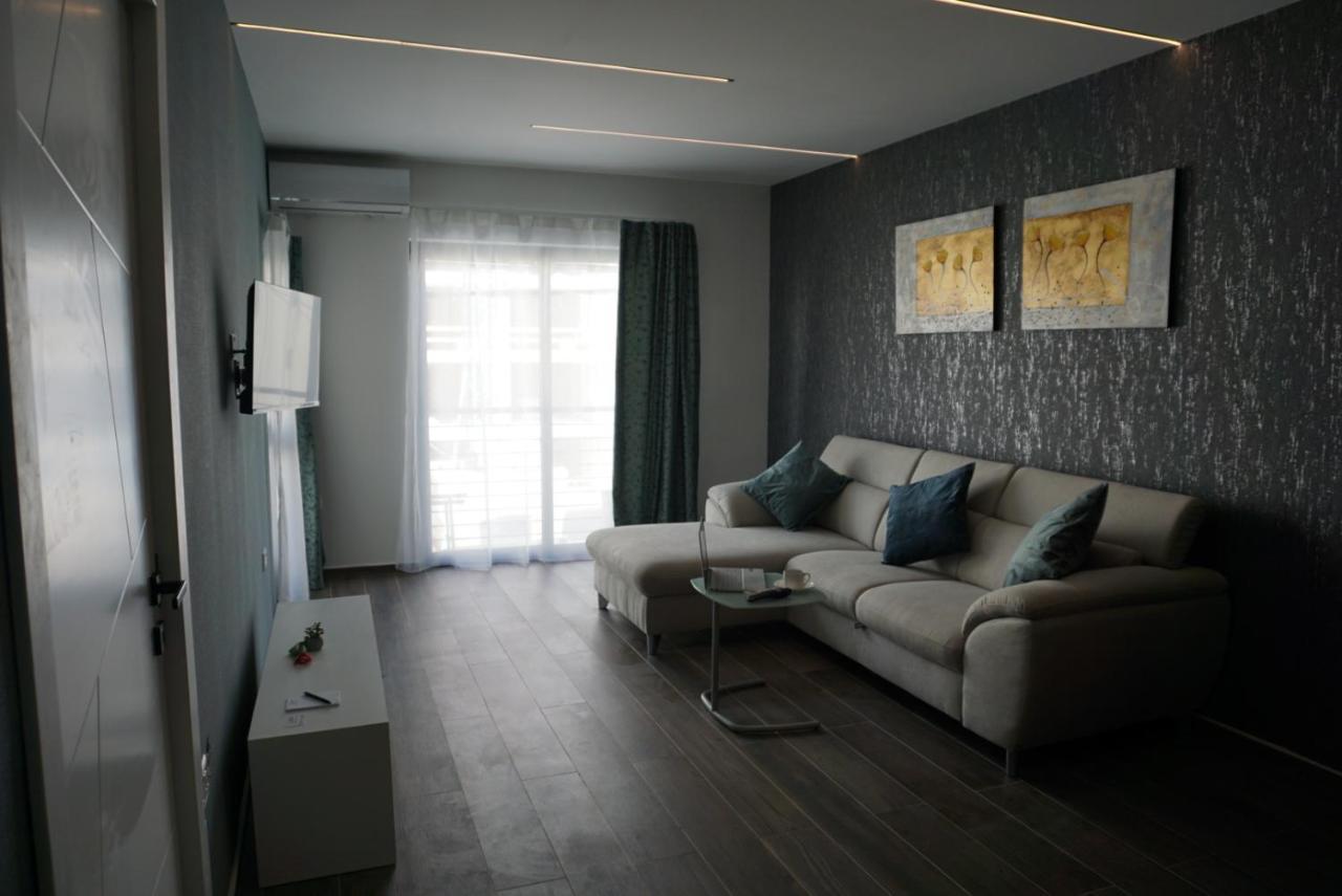 Korzo Suites Paceville San Giuliano Esterno foto