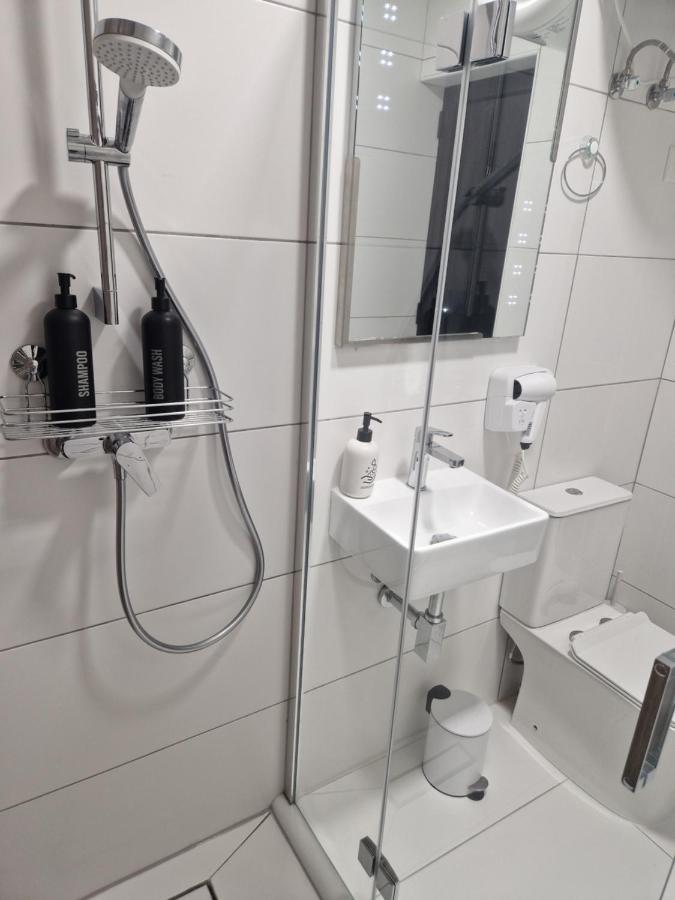 Korzo Suites Paceville San Giuliano Esterno foto