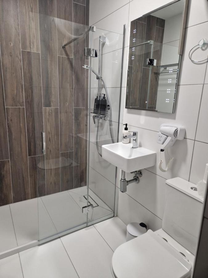 Korzo Suites Paceville San Giuliano Esterno foto